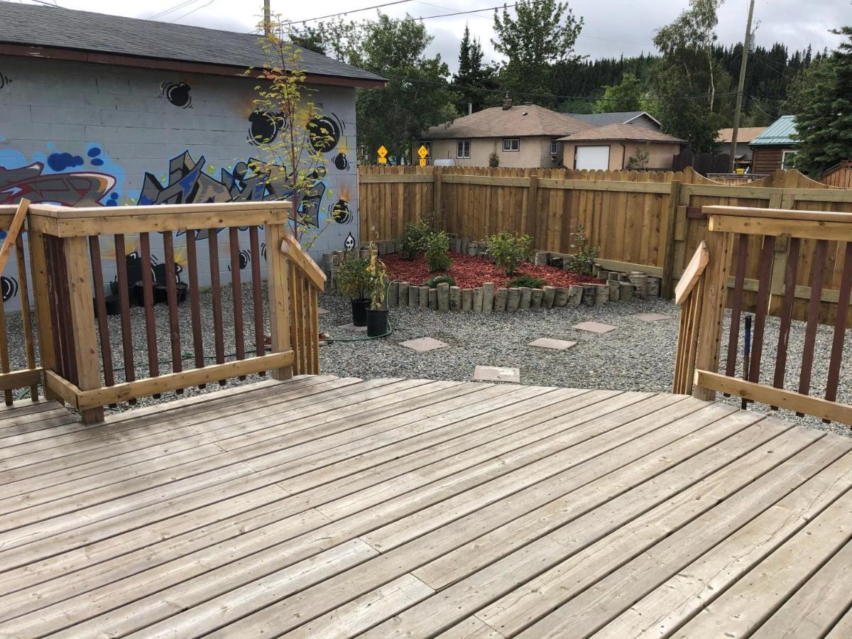 Midnight Sun Vacation Home Whitehorse Exterior photo